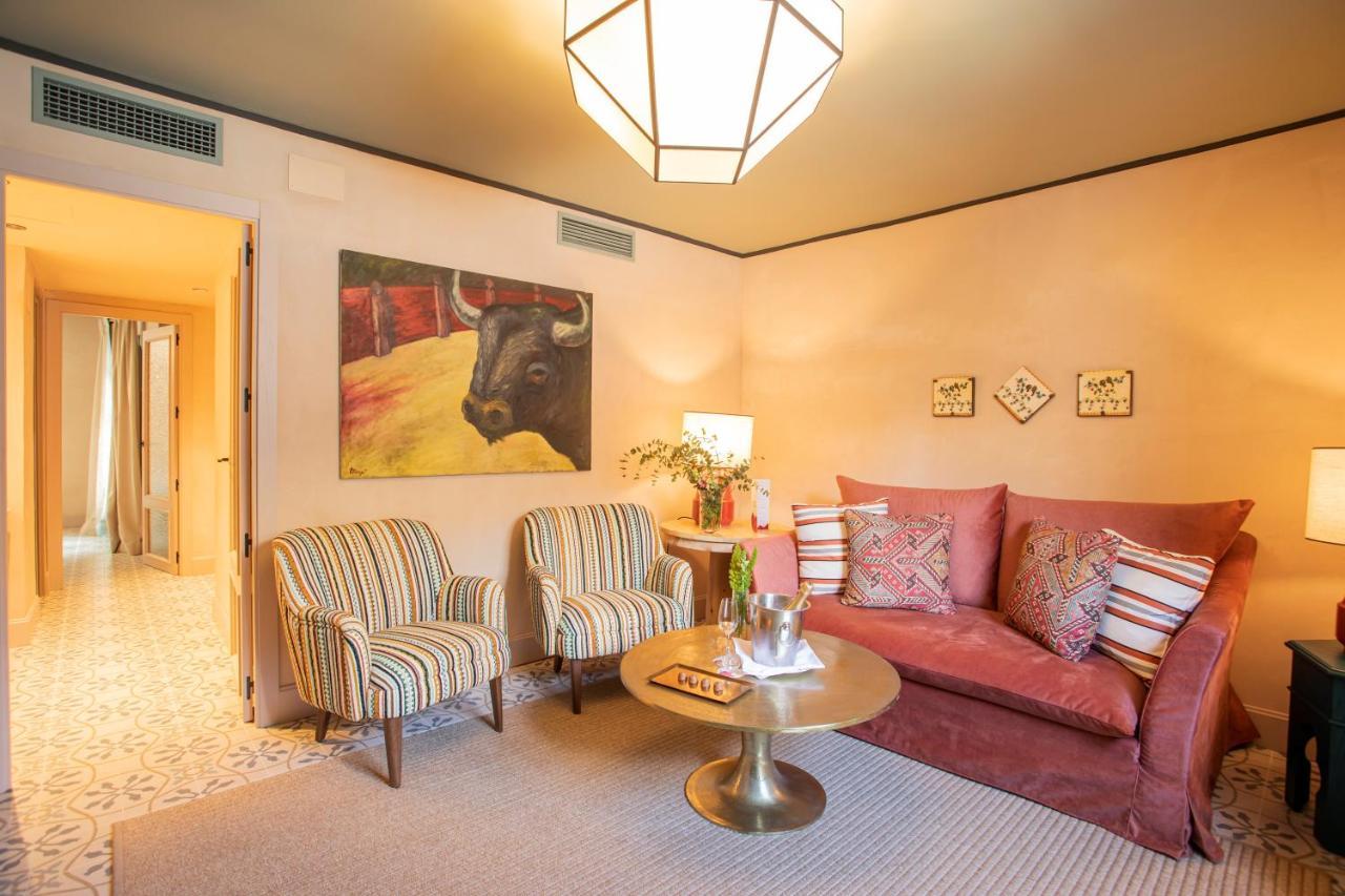 Hospes Las Casas Del Rey De Baeza, A Member Of Design Hotels Sevilla Bagian luar foto