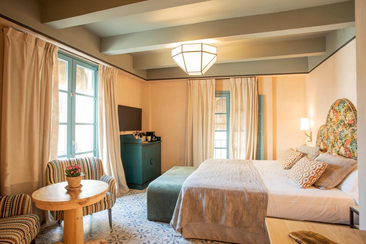 Hospes Las Casas Del Rey De Baeza, A Member Of Design Hotels Sevilla Bagian luar foto