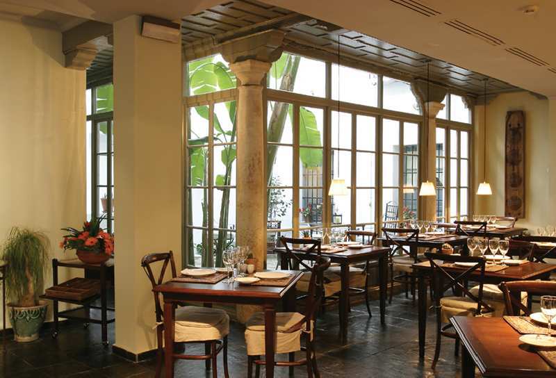 Hospes Las Casas Del Rey De Baeza, A Member Of Design Hotels Sevilla Bagian luar foto